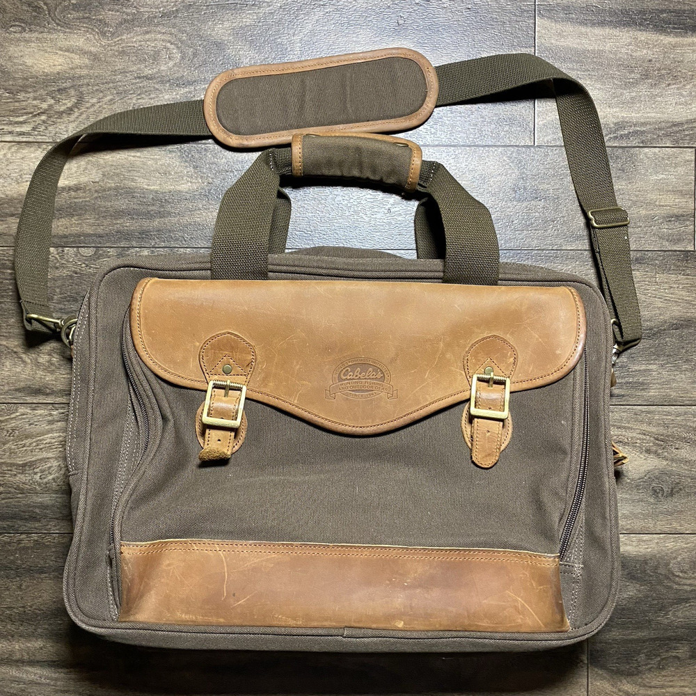 Cabela's Canvas Leather Weekender Duffel Bag Large Hunting Fishing Travel EUC